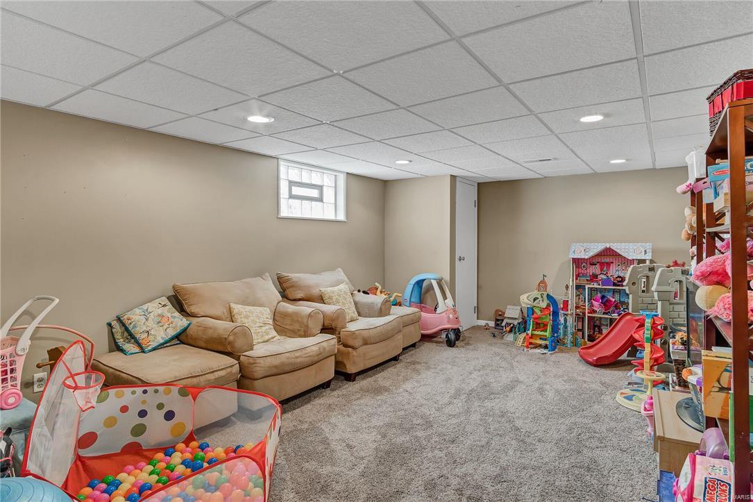 561 Ridge Avenue St. Louis, MO 63119 - Photo 11 of 16 Gallery Image 11