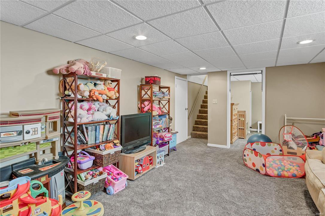 561 Ridge Avenue St. Louis, MO 63119 - Photo 10 of 16 Gallery Image 10
