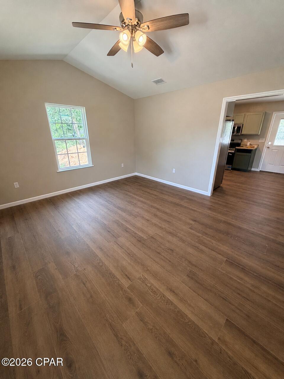6642 Grande Oak Loop Grand Ridge, FL 32442 - Photo 2 of 9