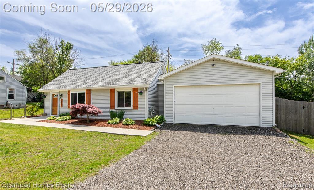 2831 Watkins Lake Road Waterford, MI 48328 - Photo 2 of 45