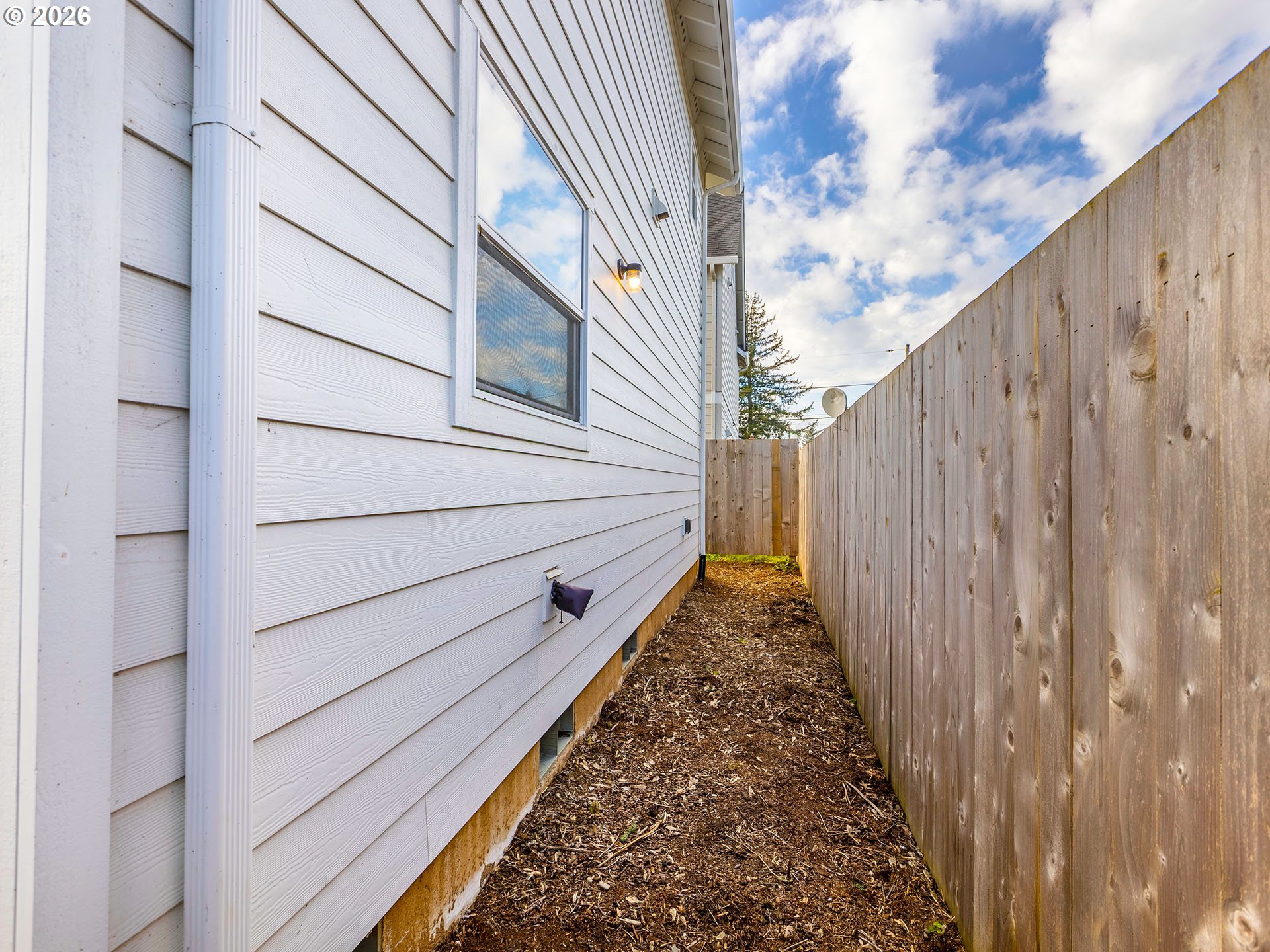 6538 Southeast 64th Avenue, Unit B Portland, OR 97206 - Photo 26 of 29 Exterior