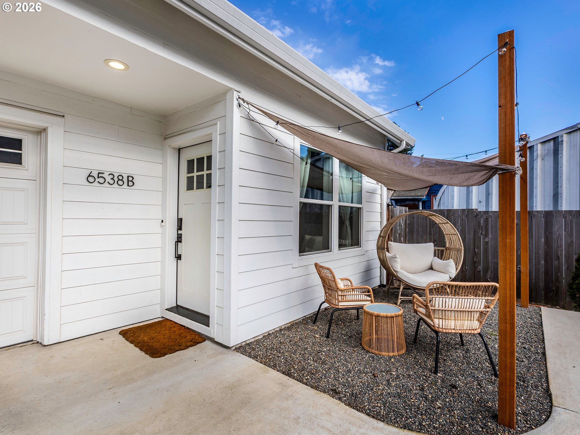 6538 Southeast 64th Avenue, Unit B Portland, OR 97206 - Photo 3 of 29