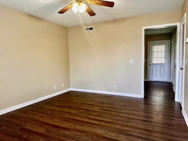 $1,050 | 114 A Emily Lane, Portland, TN 37148