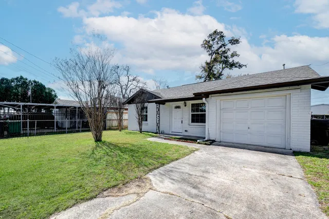 $1,995 | 1823 Angeline Street, Houston, TX 77009