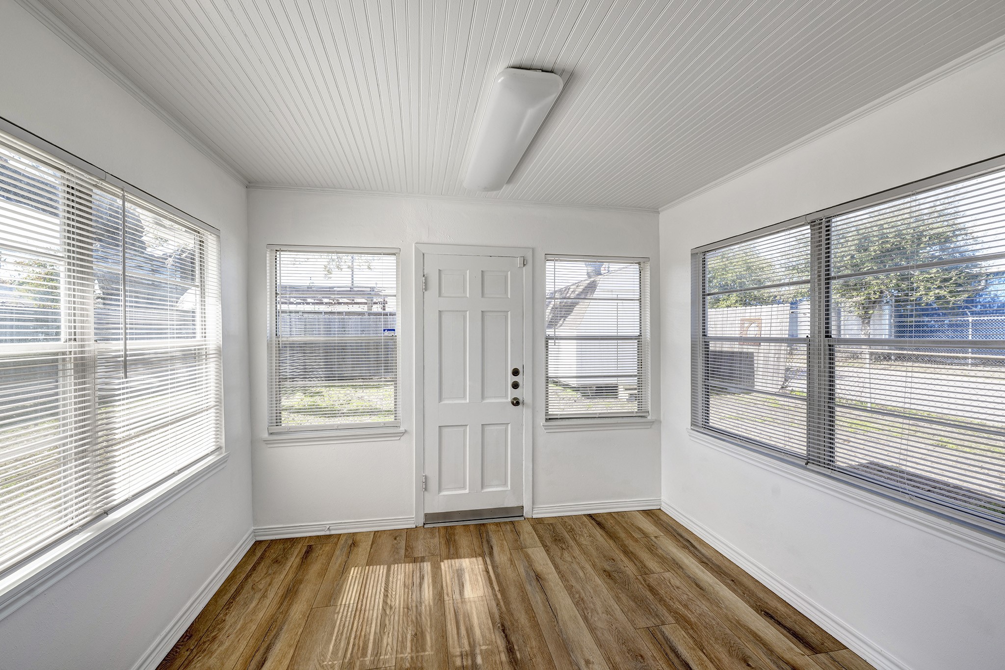 1823 Angeline Street Houston, TX 77009 - Photo 10 of 13