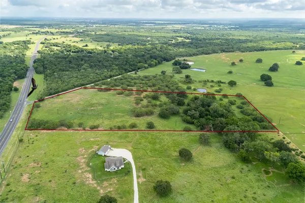 $299,000 | 5485 County Road 249, Luling, TX 78648
