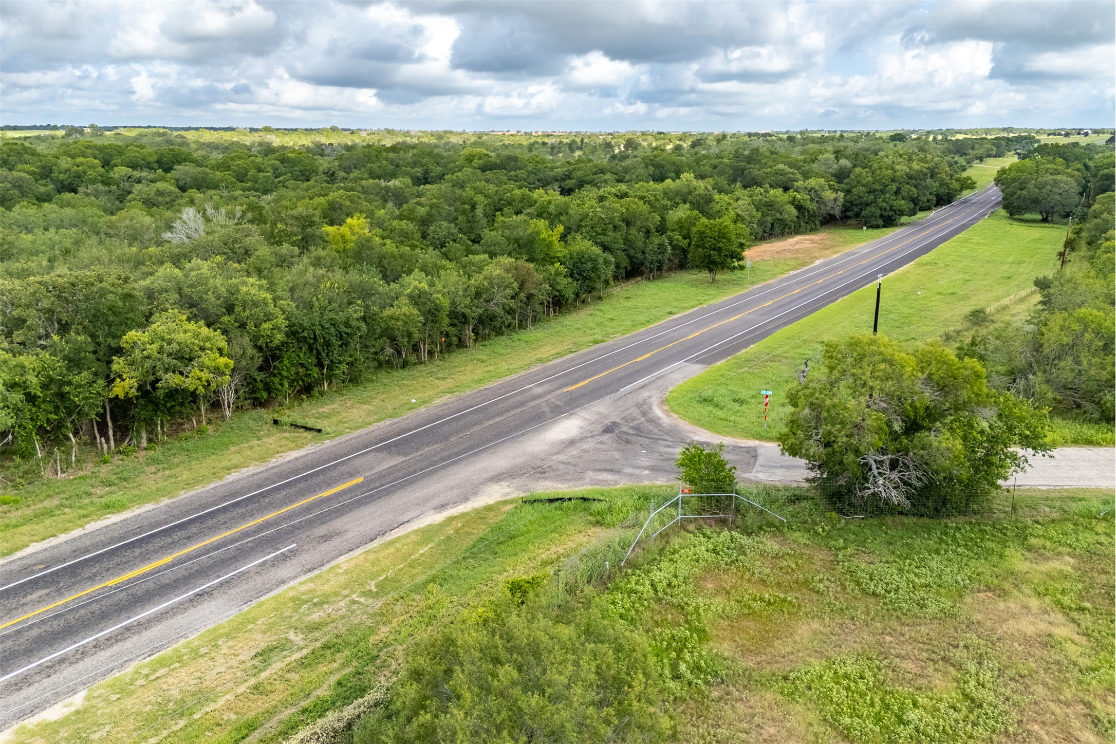 5485 County Road 249 Luling, TX 78648 - Photo 5 of 23 Drone / aerial view