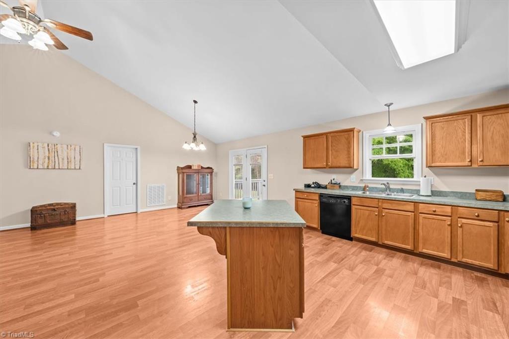 2529 Danny Bell Road Asheboro, NC 27205 - Photo 14 of 43