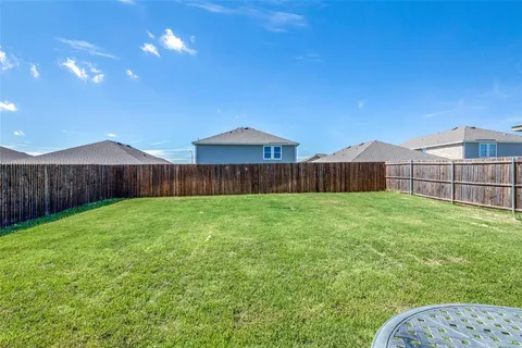 $285,000 | 5525 McMahan Lane, Fort Worth, TX 76036