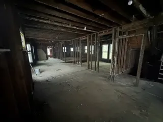 a view of empty room