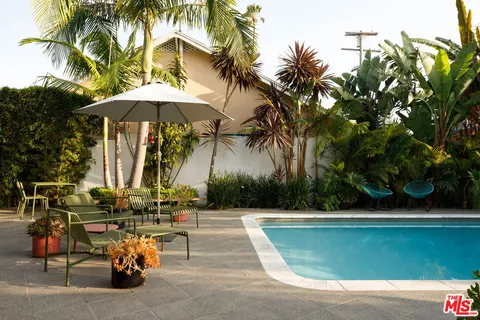 $1,799,000 | 2813 5th Avenue, Los Angeles, CA 90018