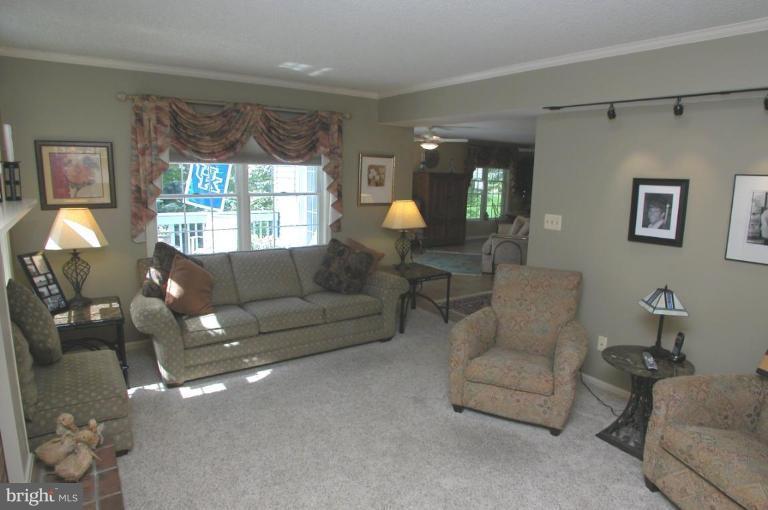 259 Hunters Ridge Road Lutherville-Timonium, MD 21093 - Photo 8 of 29 Family Room #2