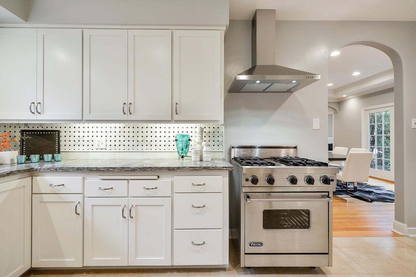 320 Clarendon Road Burlingame, CA 94010 - Photo 27 of 61 Gallery Image 27