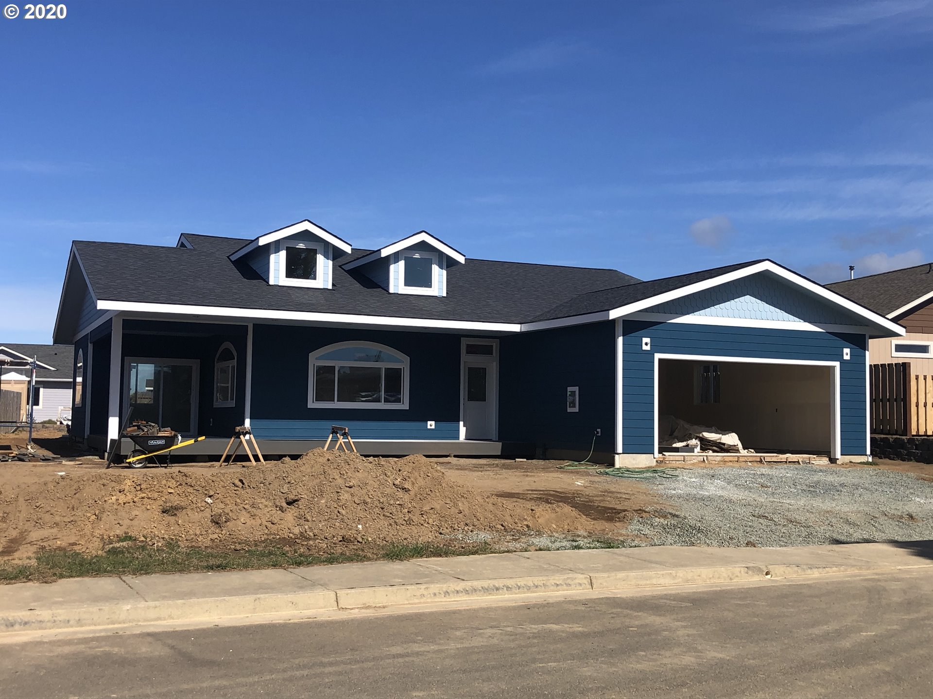2647 Cedar Loop Bandon, OR 97411 - Photo 1 of 8 Gallery Image 1