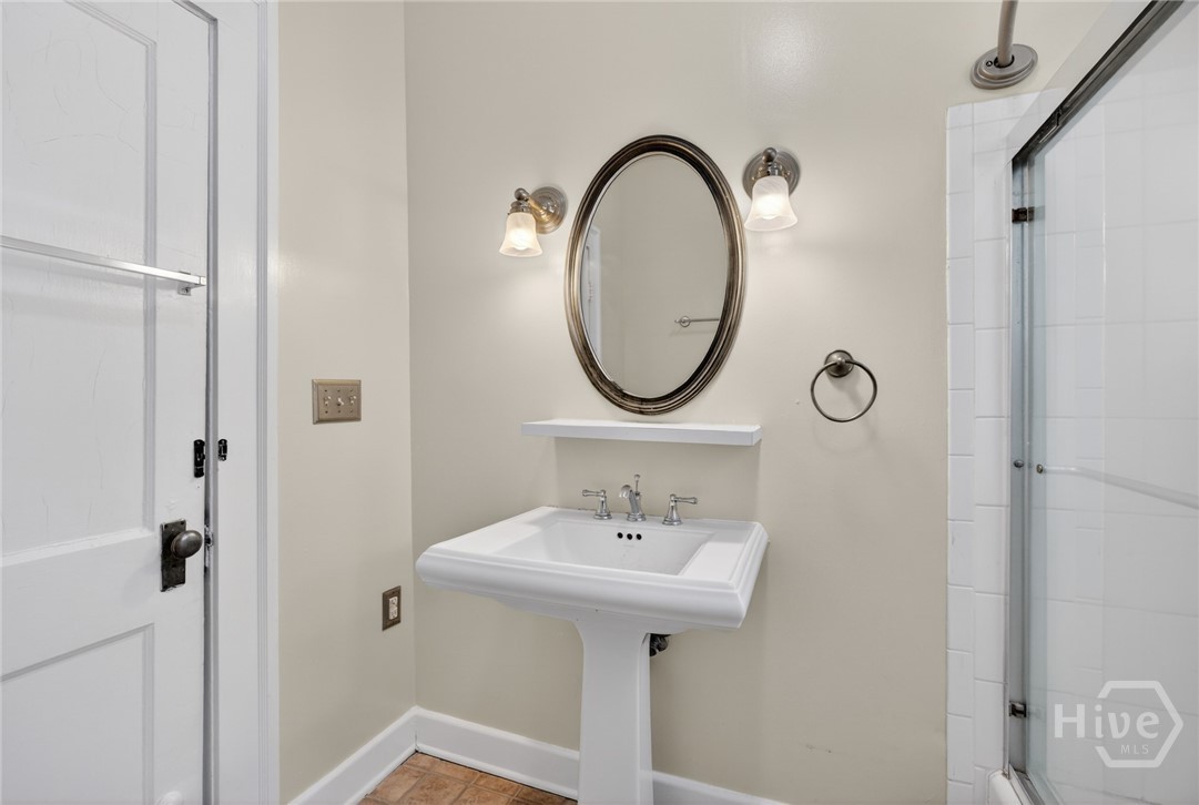 718 East 48th Street Savannah, GA 31405 - Photo 19 of 34