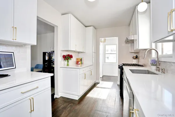 $4,200 | 42 East Main Street, Stony Point, NY 10980