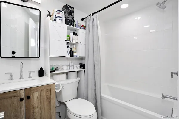 $4,200 | 42 East Main Street, Stony Point, NY 10980