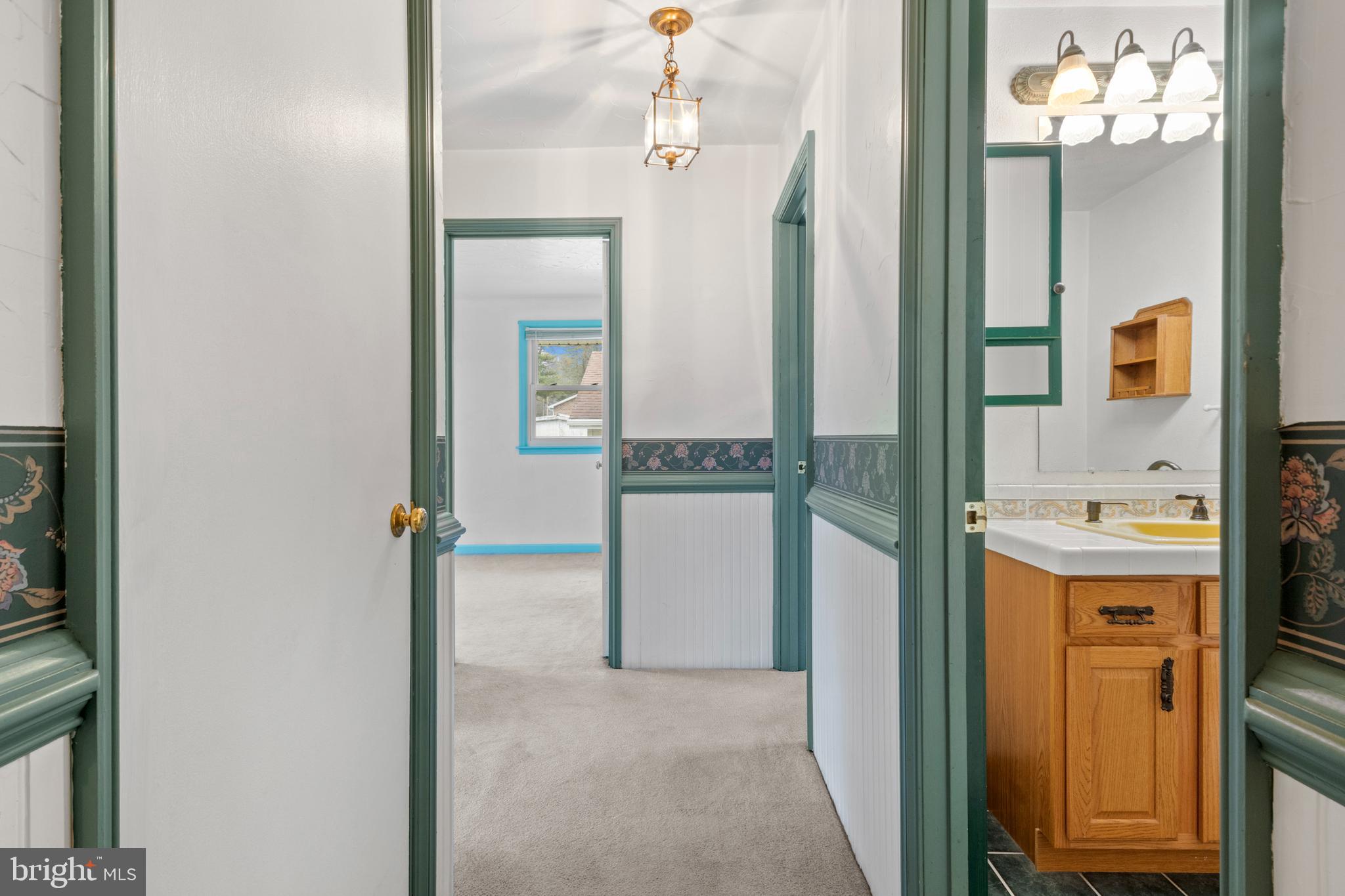 4710 Paradise Road Dover, PA 17315 - Photo 10 of 44 Gallery Image 10