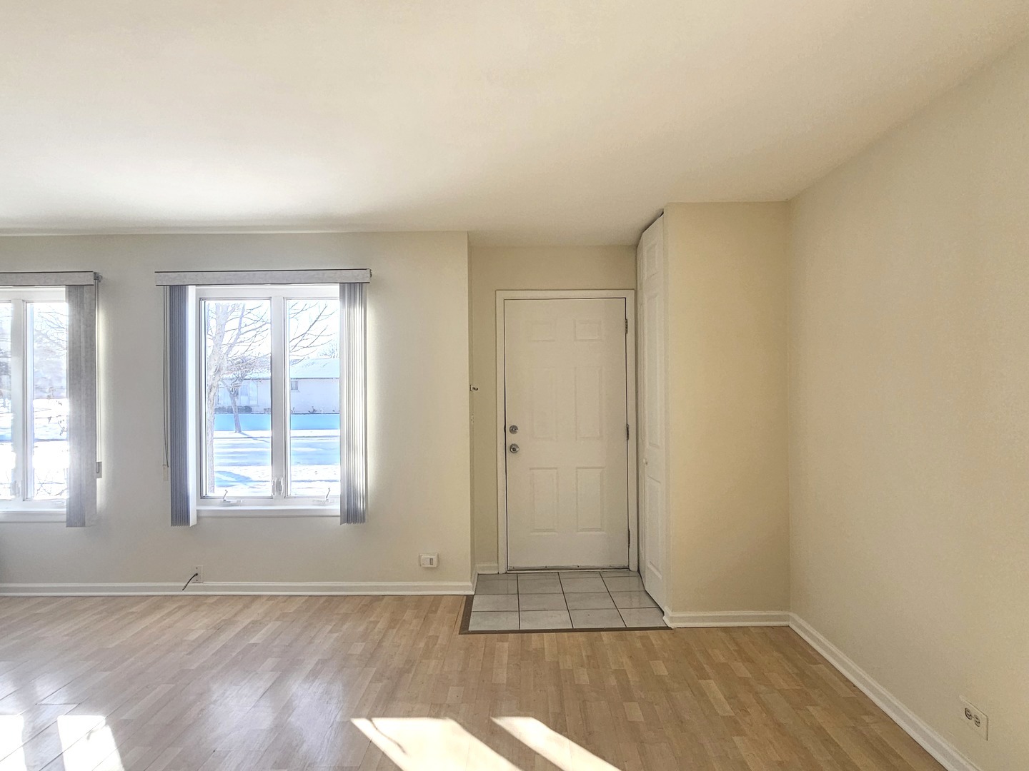 726 East Old Willow Road, Unit 104C Prospect Heights, IL 60070 - Photo 3 of 19