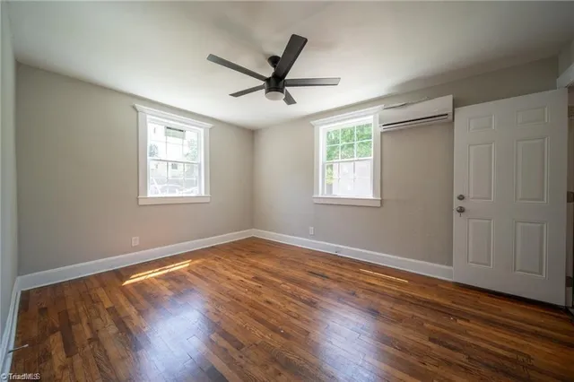 $1,250 | 1511 Waverly Street, Unit C, High Point, NC 27265