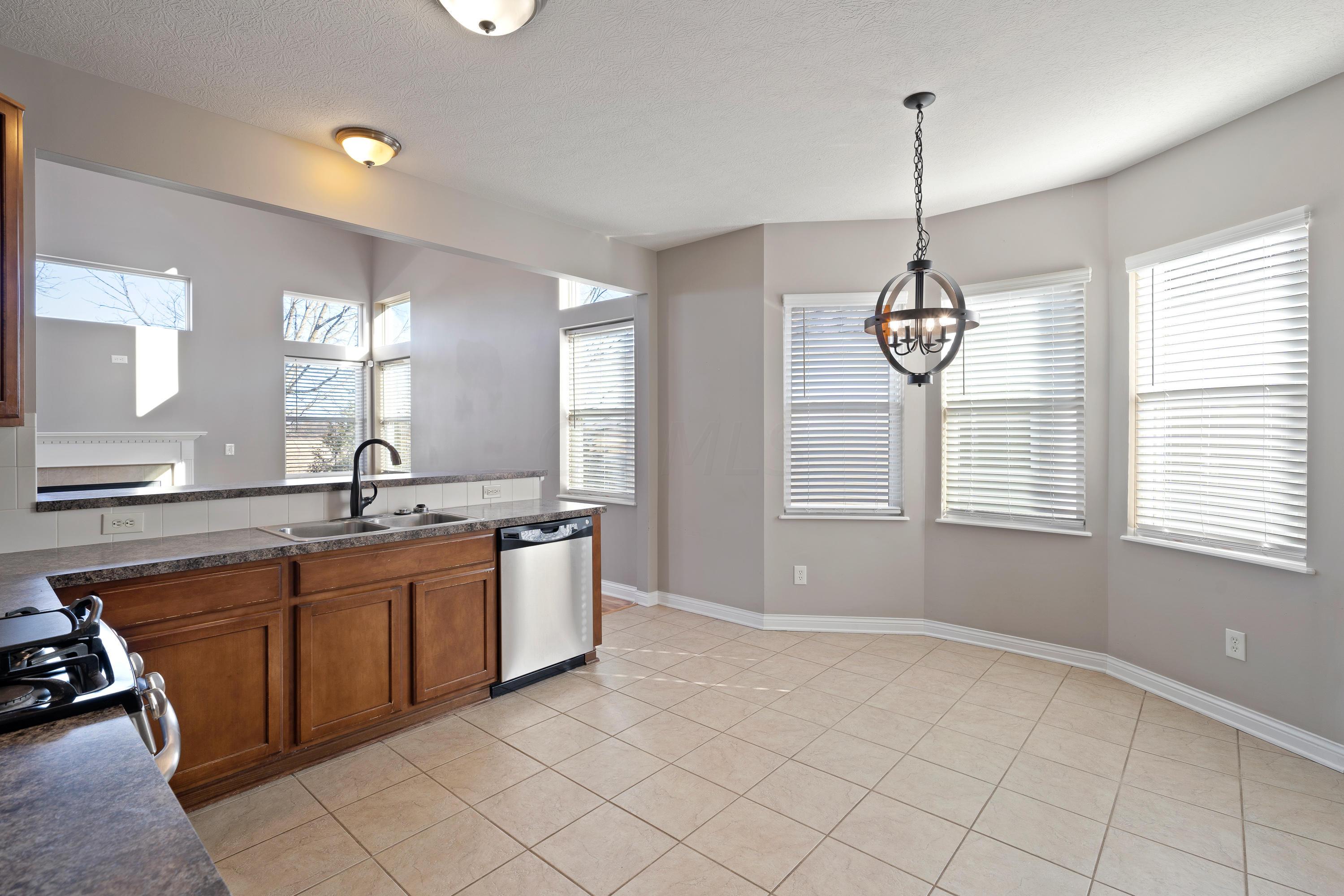 5870 Myrick Road Dublin, OH 43016 - Photo 9 of 32 Gallery Image 9