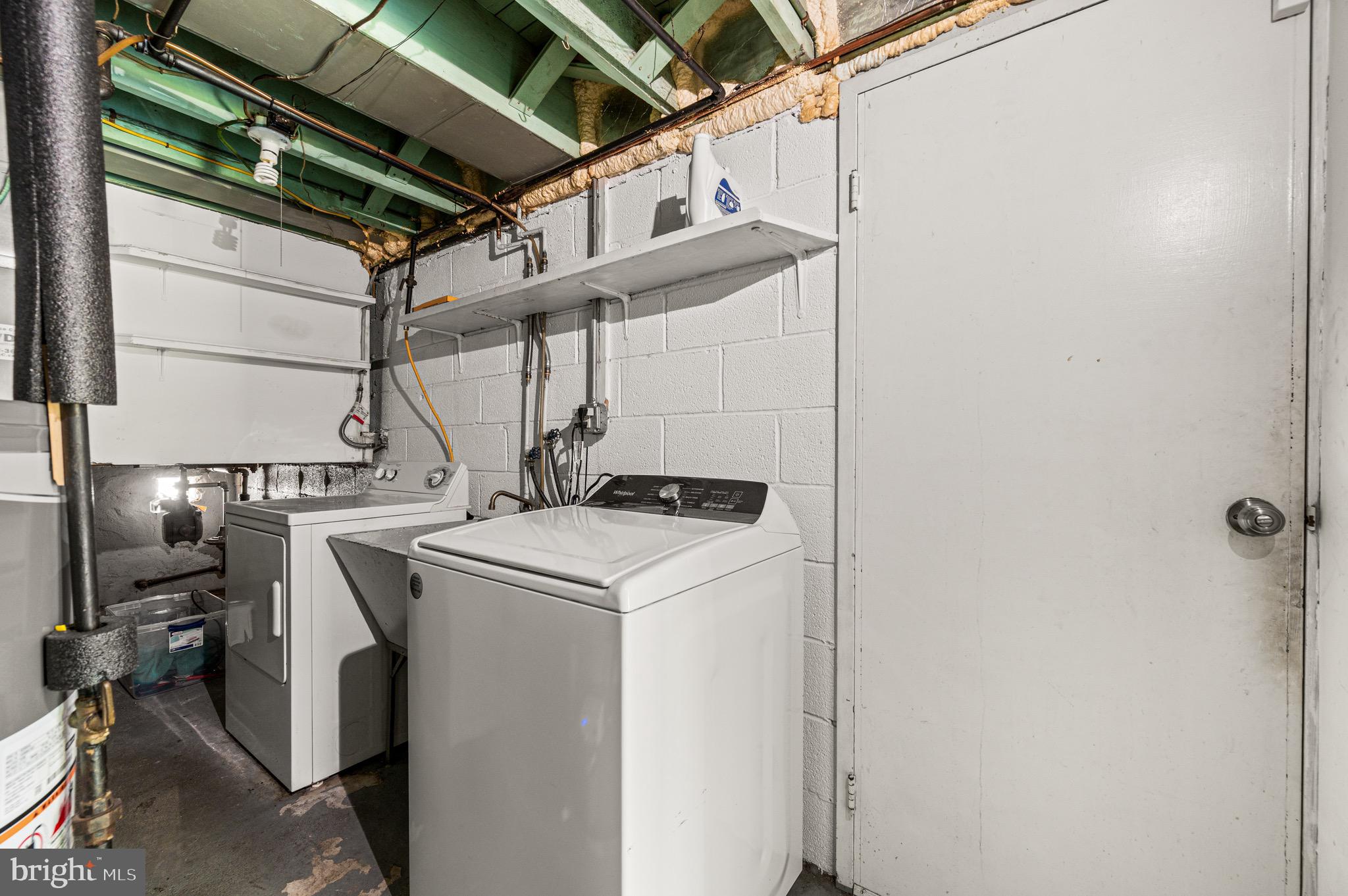 3583 Nottingham Lane Philadelphia, PA 19114 - Photo 20 of 23 a utility room with dryer and washer