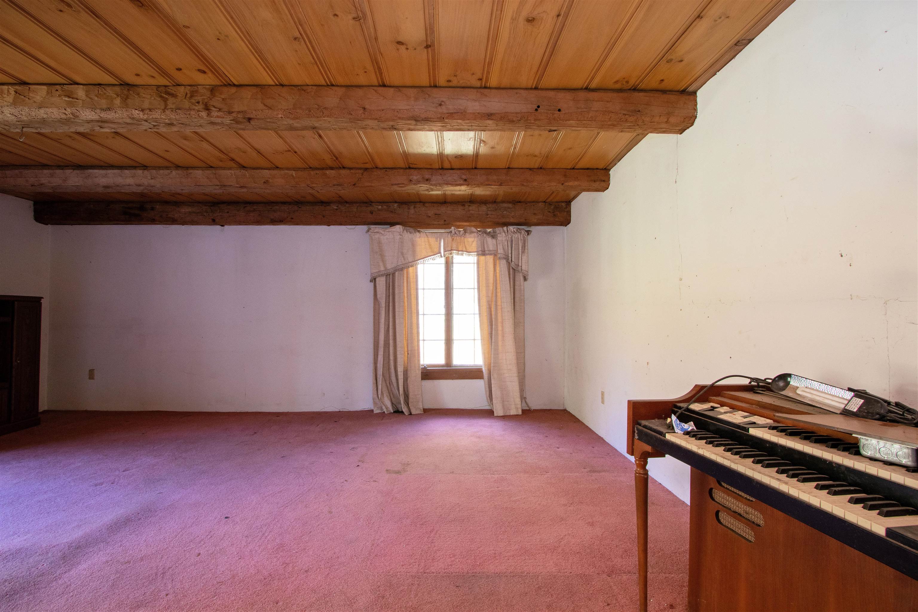 91 Venheim Road Lunenburg, VT 05906 - Photo 23 of 52