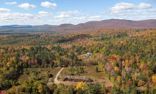 $649,000 | 91 Venheim Road, Lunenburg, VT 05906