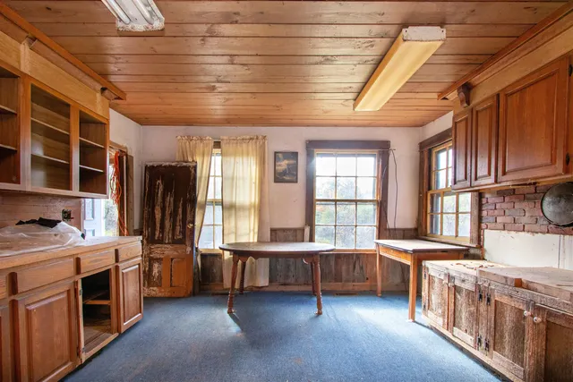 $649,000 | 91 Venheim Road, Lunenburg, VT 05906