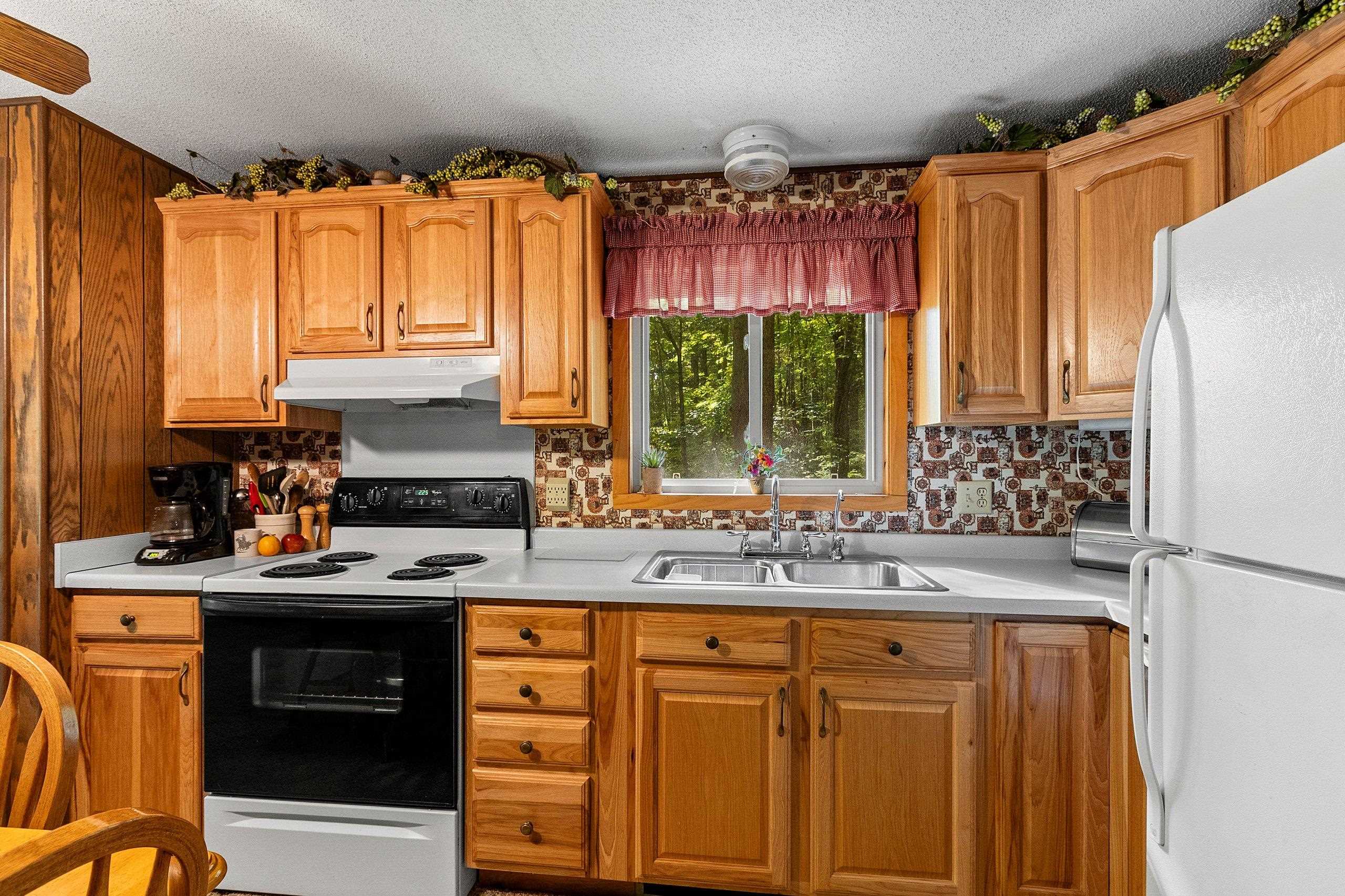 W2474 Tall Moon Road Keshena, WI 54135 - Photo 10 of 23