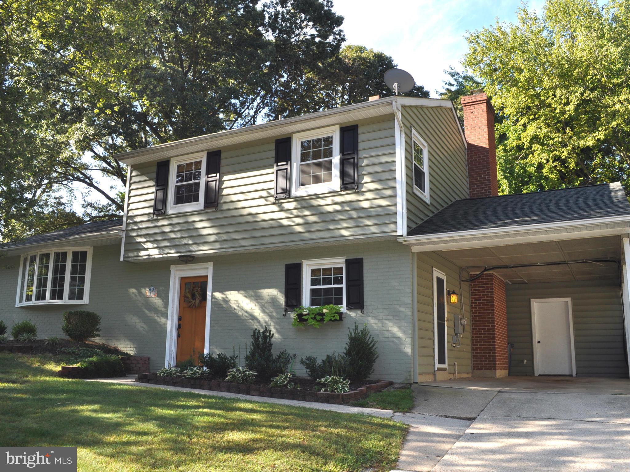 17 Severndale Road Severna Park, MD 21146 - Photo 2 of 30 Exterior (Front)
