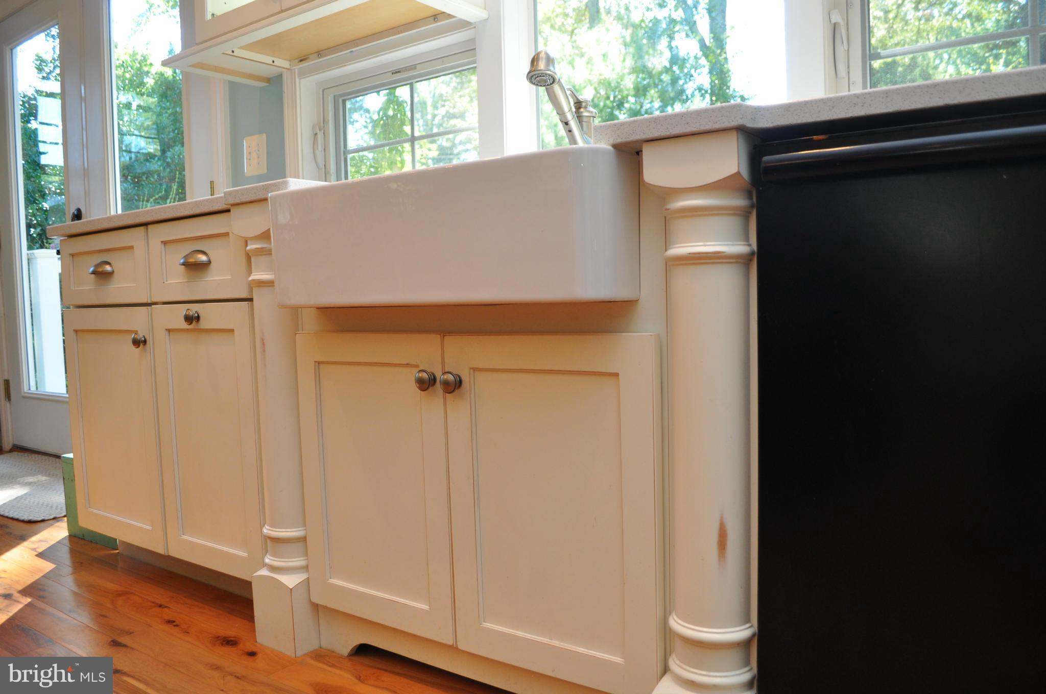17 Severndale Road Severna Park, MD 21146 - Photo 10 of 30 Kitchen