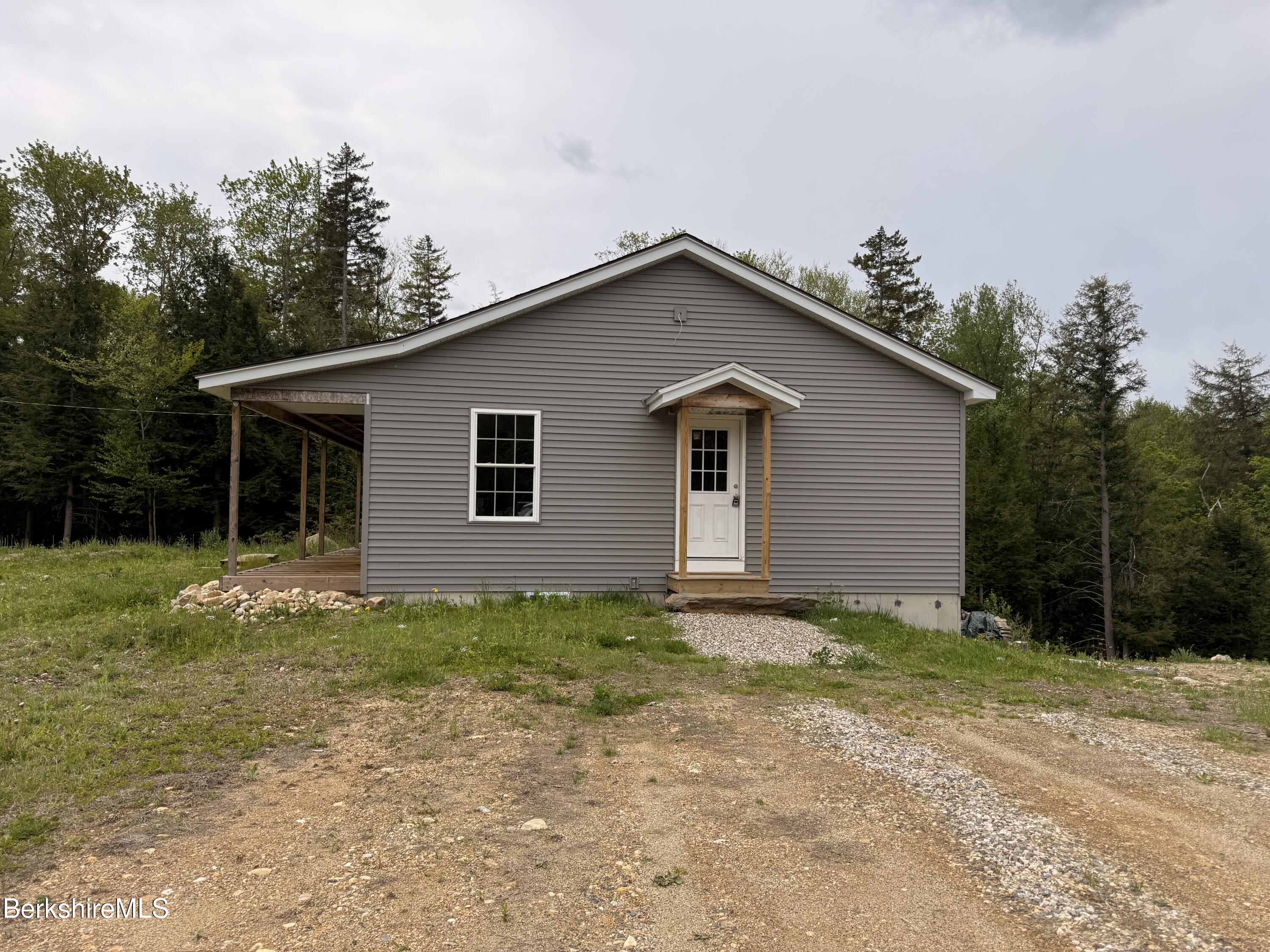 15 Haskell Road Peru, MA 01235 - Photo 3 of 28 IMG_3674