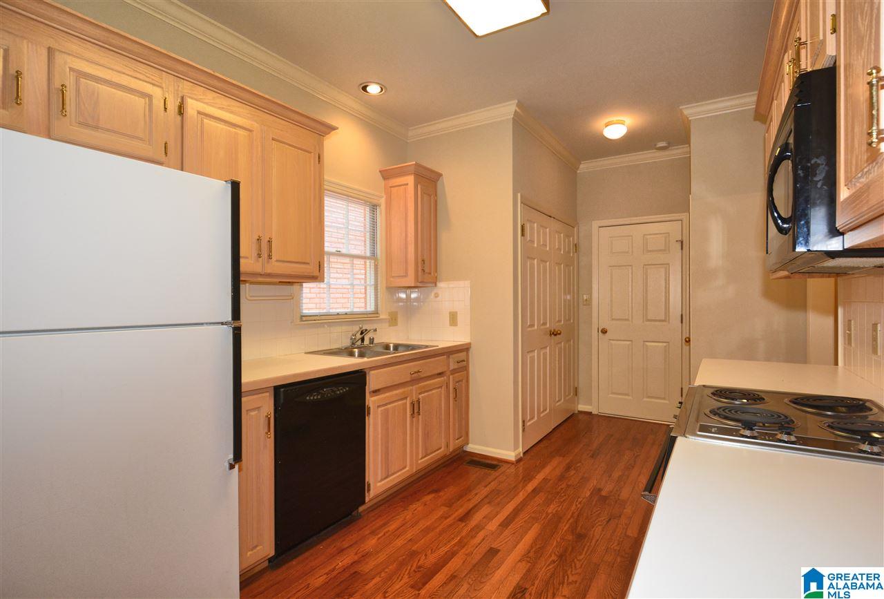 2321 Timber Ridge Circle Birmingham, AL 35243 - Photo 15 of 20