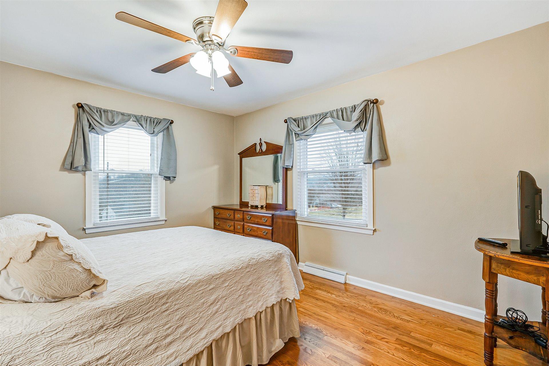 7609 Deer Branch Road Roanoke, VA 24019 - Photo 20 of 39 20-DSC00061