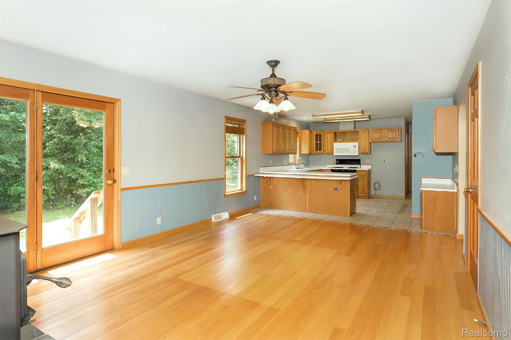 7653 West Chase Lake Road Fowlerville, MI 48836 - Photo 7 of 52 Gallery Image 7