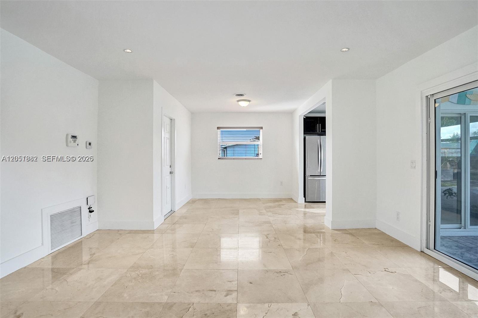 4519 West Park Road Hollywood, FL 33021 - Photo 7 of 27