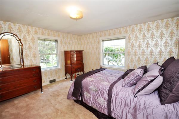 62 Brook Farm Road Boston, MA 02132 - Photo 5 of 15 Gallery Image 5
