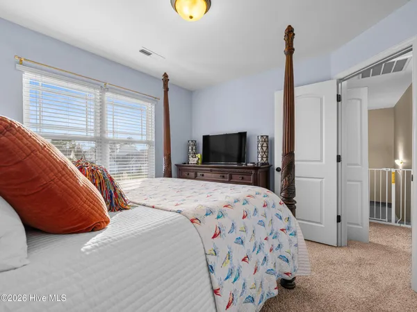 $389,000 | 522 Deep Inlet Drive, Sneads Ferry, NC 28460