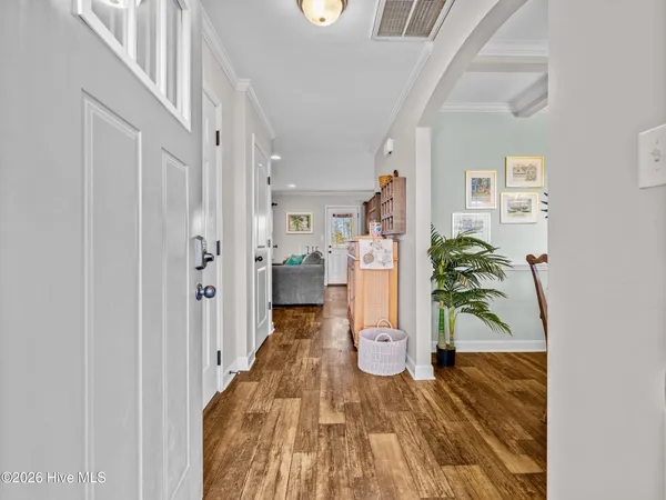 $389,000 | 522 Deep Inlet Drive, Sneads Ferry, NC 28460