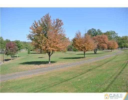 197 Evergreen Road, Unit 8A Edison, NJ 08837 - Photo 4 of 10 Gallery Image 4
