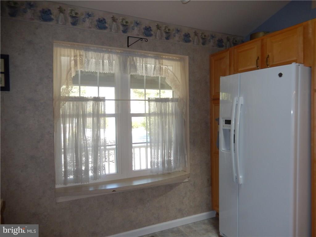 140 Jennings Road Manahawkin, NJ 08050 - Photo 7 of 45 Gallery Image 7
