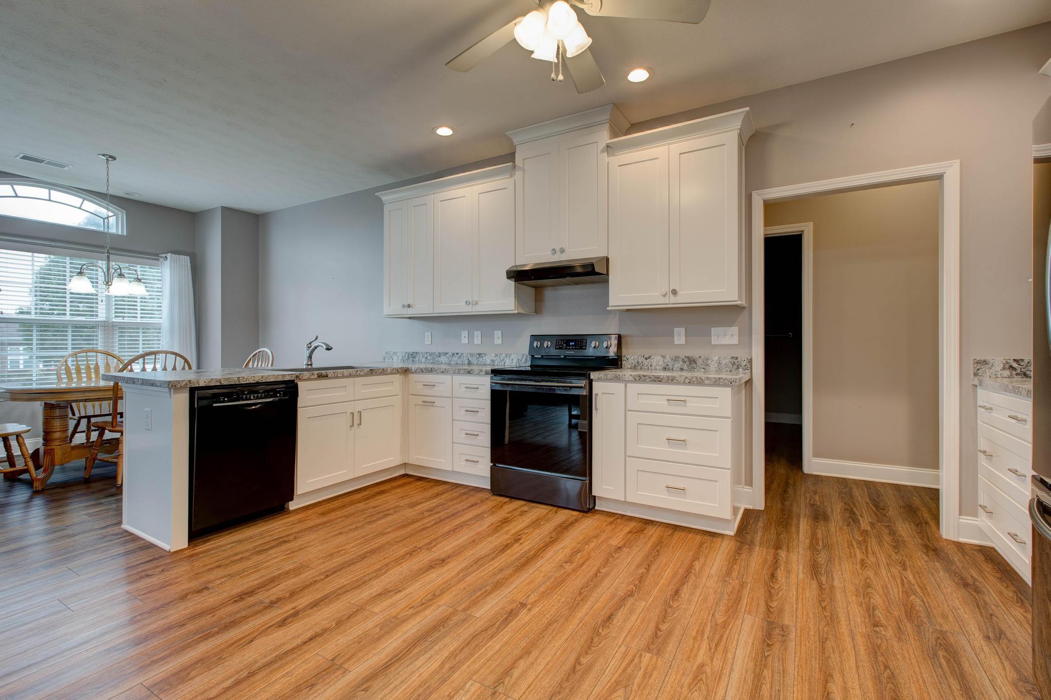 102 Autumn Leaf Path Georgetown, KY 40324 - Photo 4 of 23 Kitchen