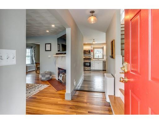 6 Osborne Road Medford, MA 02155 - Photo 4 of 26 Gallery Image 4