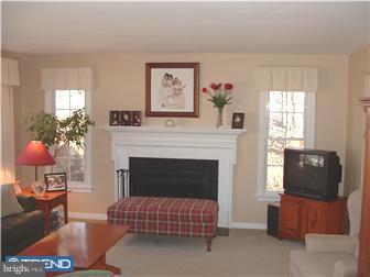 97 Croton Road Strafford, PA 19087 - Photo 2 of 10 Living Room