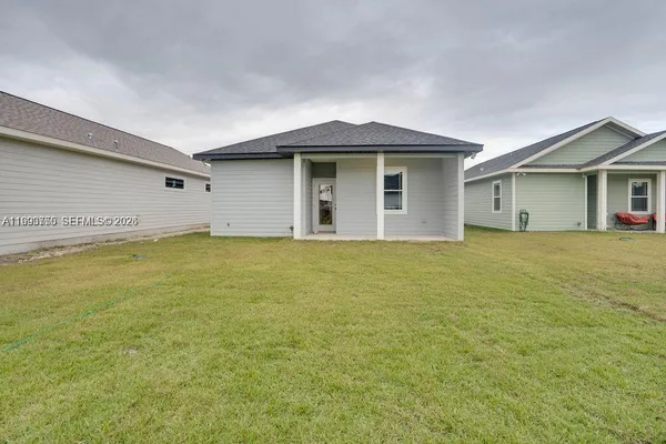 $3,000 | 24722 Southwest 21st Place, Newberry, FL 32669