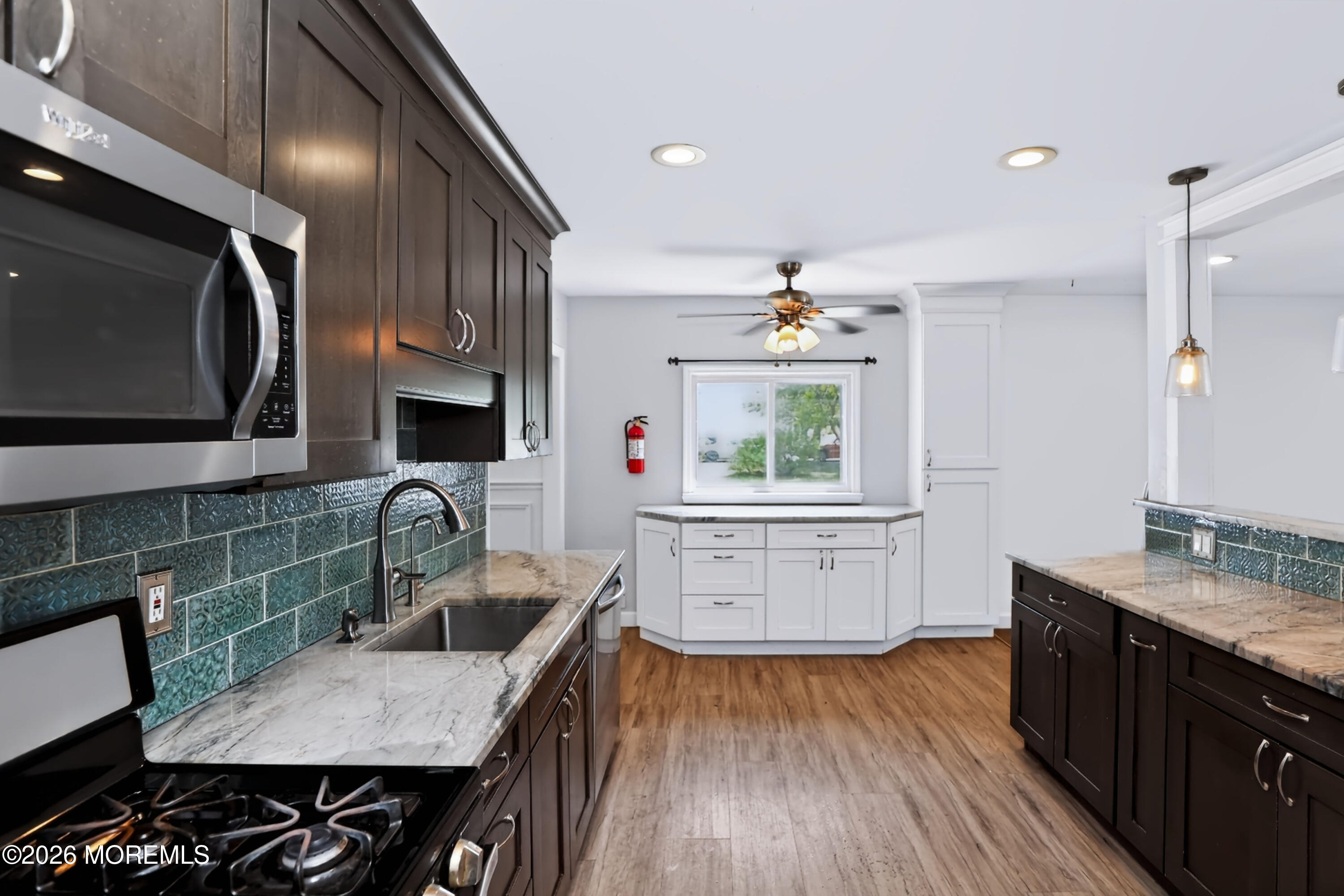 33 Alan Terrace Howell, NJ 07731 - Photo 13 of 42 518A6008