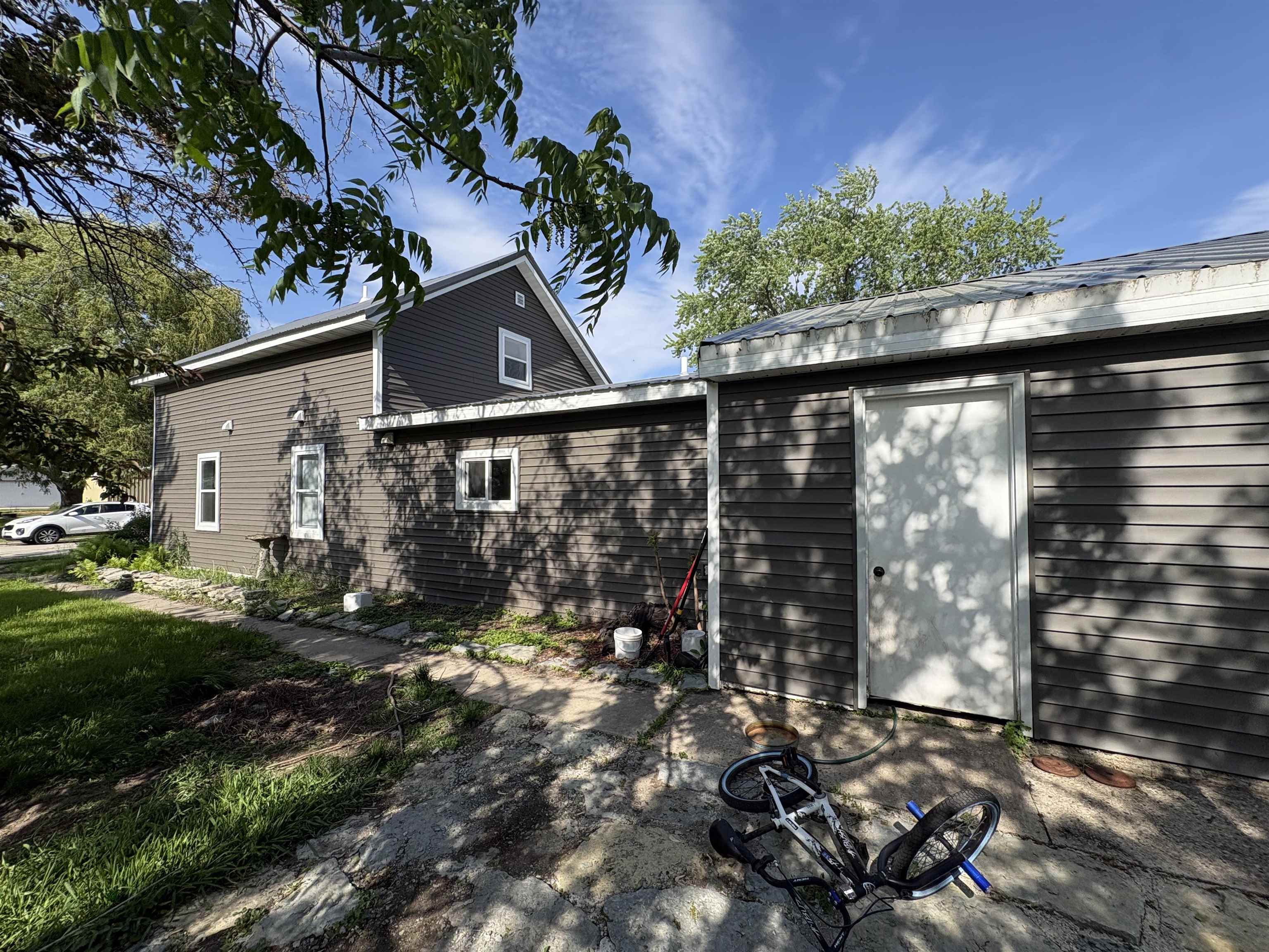 306 2nd Street Oconto, WI 54153 - Photo 7 of 42