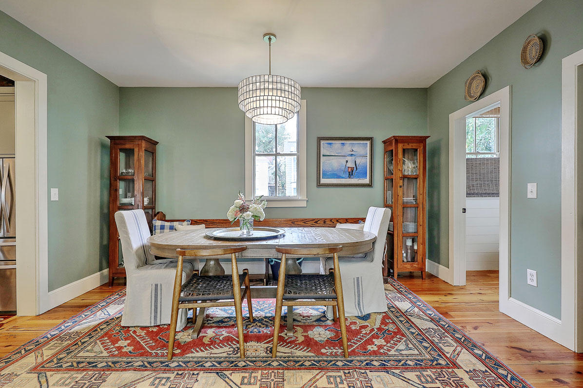 262 Coming Street Charleston, SC 29403 - Photo 9 of 30 262 Coming Street dining room
