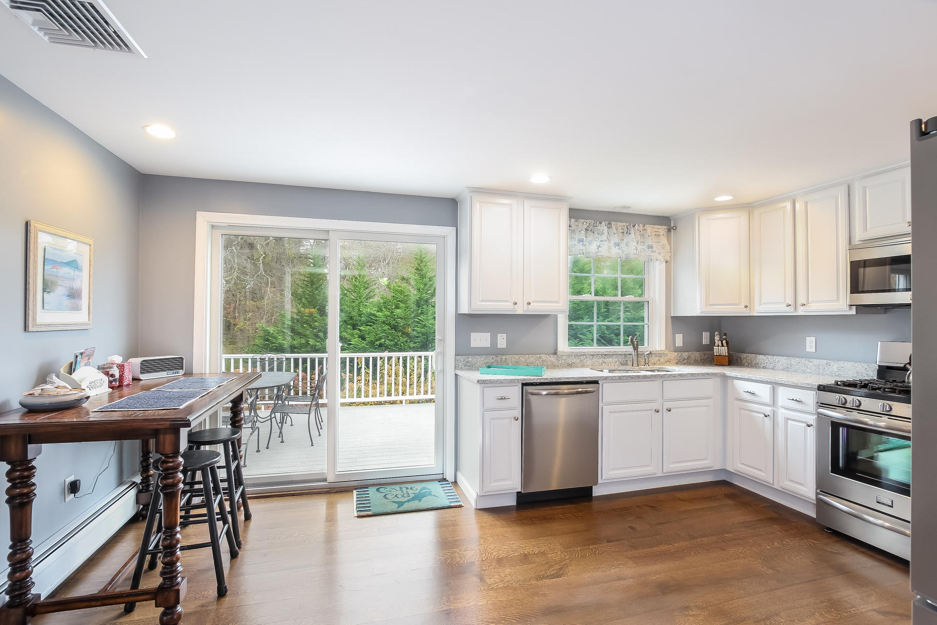 32 Seaview Road Brewster, MA 02631 - Photo 4 of 33 012-photo--6507454